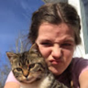 Meet your Posher, Elise